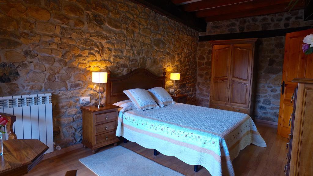 Apartamentos Rurales Pedredo Arenas De Iguna Екстер'єр фото