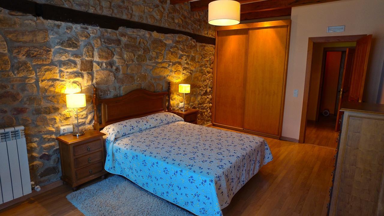 Apartamentos Rurales Pedredo Arenas De Iguna Екстер'єр фото